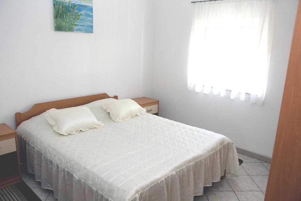 Apartments Kata Биоград-на-Мору Экстерьер фото